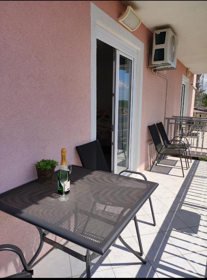 Apartment Erenda *